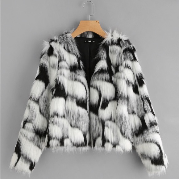 SHEIN Jackets & Blazers - NWT SHEIN xs Two Tone Faux Fur Open Front Coat